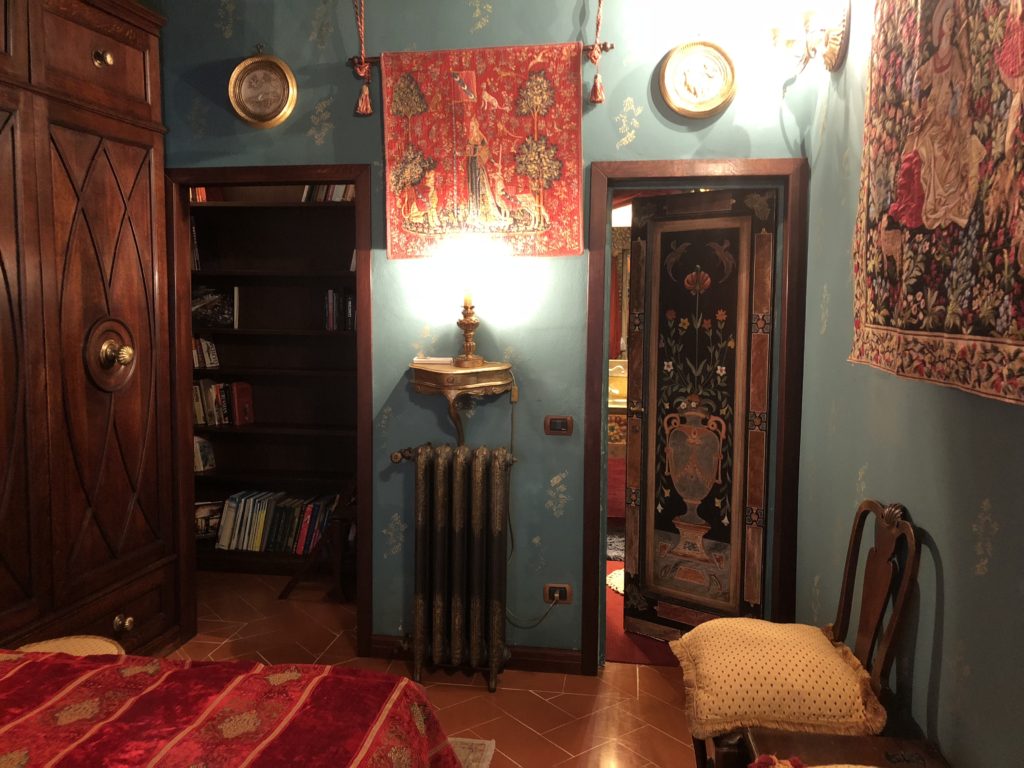 Renaissance Airbnb Apartment Florence